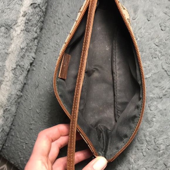 Gucci Monogram Canvas Pochette Clutch in Khaki. - Picture 4 of 8